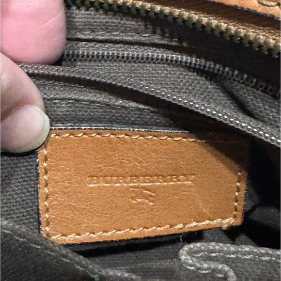 Burberry Vintage Tan Leather Women's Bag - Picture 9 of 13